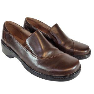 Clarks Women's Size 9.5M Shoes Brown Casual Comfort Slip On Chunky Heel Leather